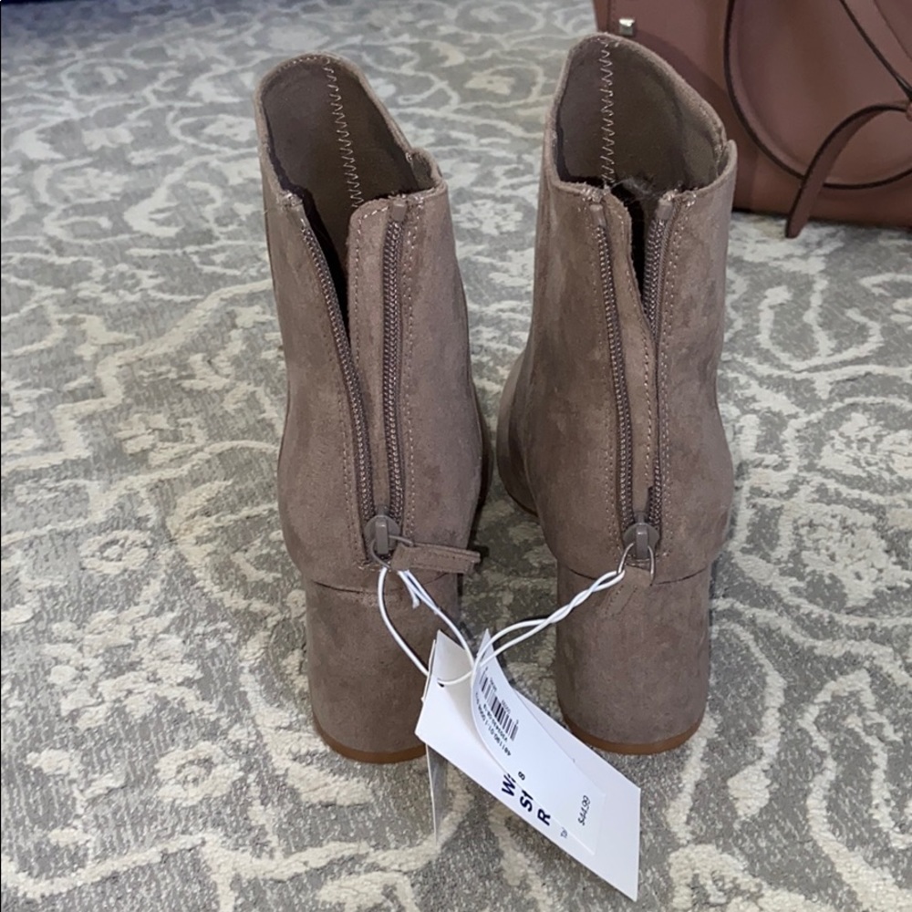 Woman Booties - Picture 2 of 2